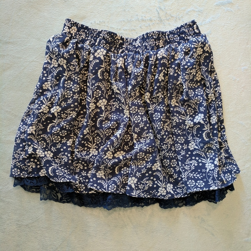 Forever 21 skirt (small)